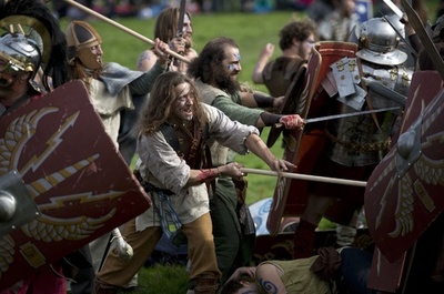 英世界遺産で歴史再現イベント