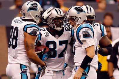 パンサーズ NFC南地区優勝を果たす