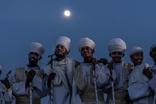 エチオピア正教会の祭礼「メスケル」 紛争終結後初の祝い