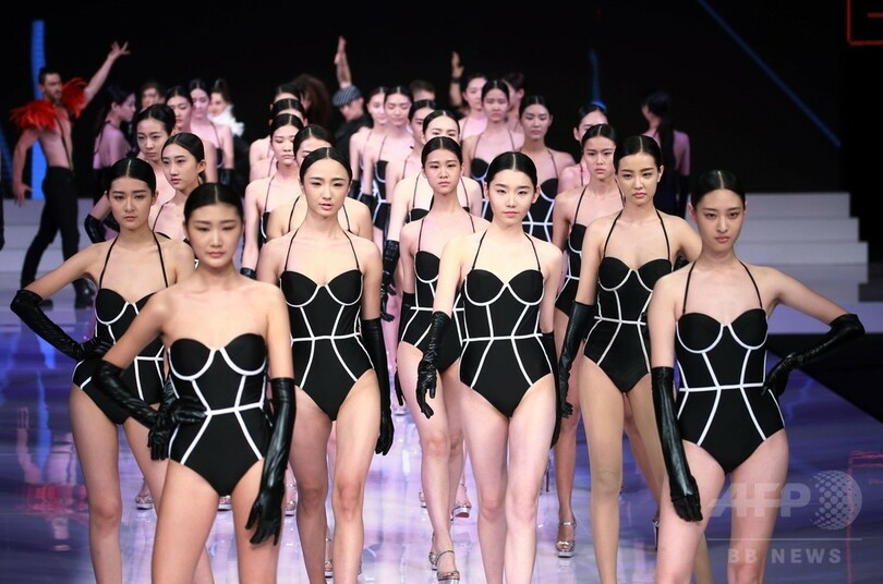 未来のスーパーモデルたち、北京でコンテスト