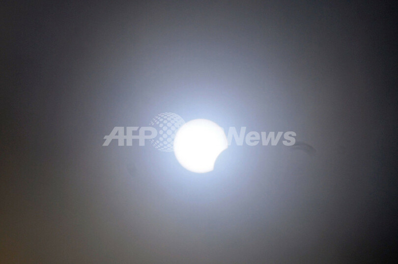 太陽の光がリング状に見える「金環日食」、アフリカやアジアで観測