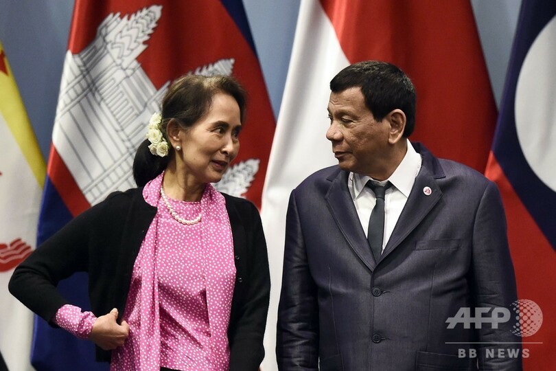 ドゥテルテ比大統領、「仮眠」でASEAN会議欠席 記者質問に「何が悪い？」