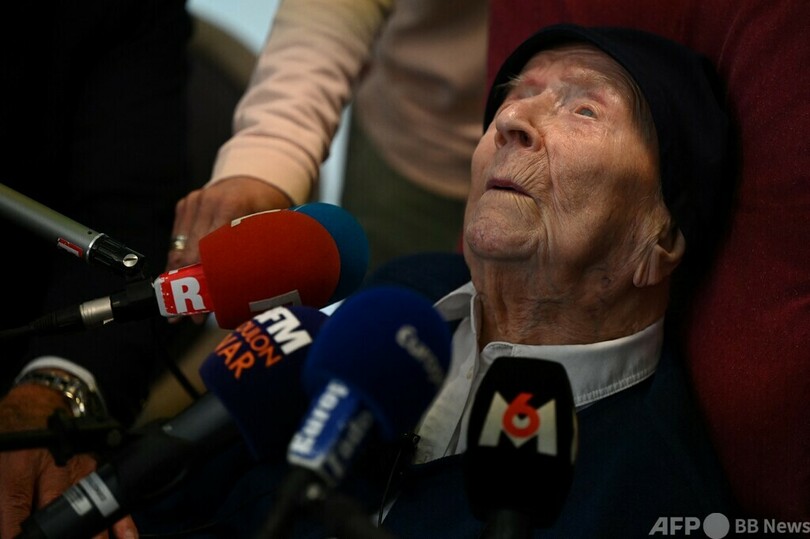 100歳以上の高齢者が急増中 フランス