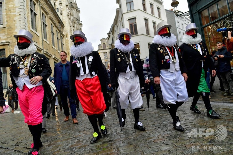 伝統の募金活動で 顔を黒塗り 批判受け国旗の色に変更 ベルギー 写真17枚 国際ニュース Afpbb News