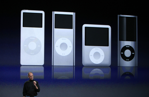 【世界1000台限定】Apple iPod nano & SNOOPY BOX 世界1000台限定】Apple iPod nano & SNOOPY BOX（iPod」誕生から