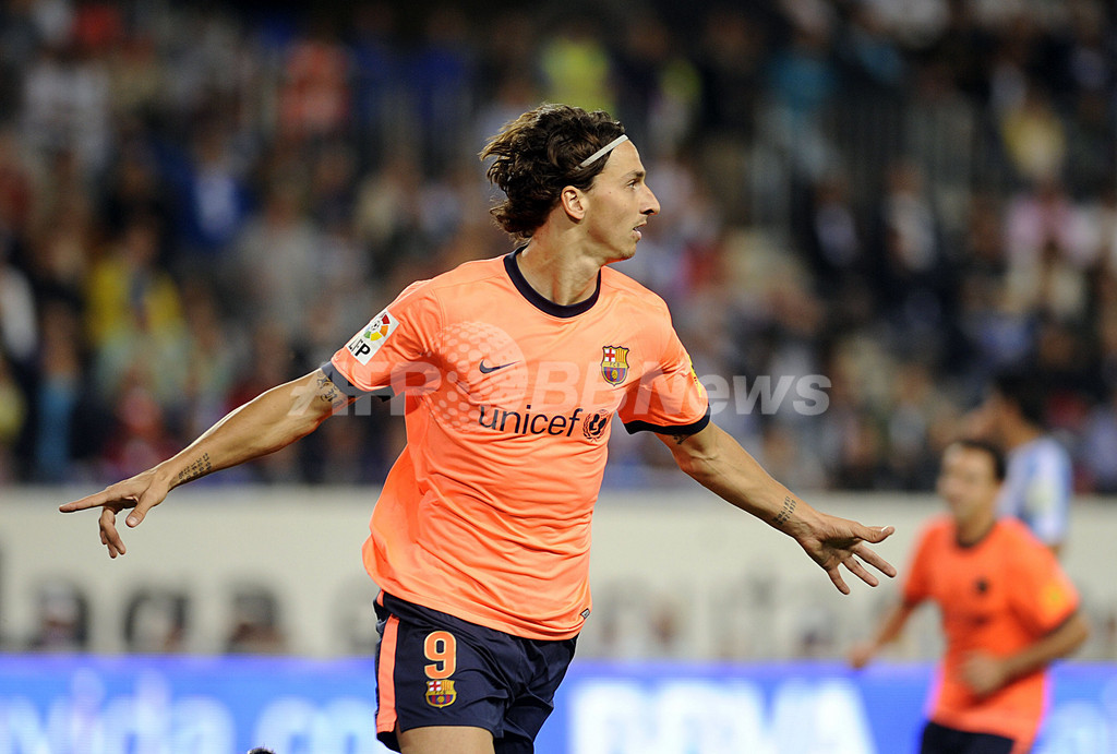 バルセロナ イブラヒモビッチ 2枚セット FCバルセロナが無傷の5連勝