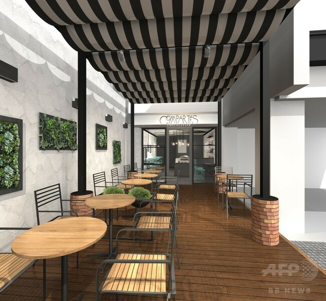 「コンパーテス 青山店」リニューアルで日本初のカフェ併設
