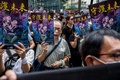 香港の抗議デモに参加する人々（2019年8月3日撮影）。(c)Isaac LAWRENCE / AFP