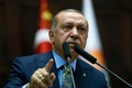 トルコ首都アンカラの国会で演説するレジェプ・タイップ・エルドアン大統領。大統領府提供（2018年10月23日撮影・公開）。(c)AFP PHOTO / TURKISH PRESIDENT OFFICE / KAYHAN OZER