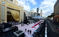 24日に開催される第85回アカデミー賞（Academy Awards）授賞式を目前に控え、会場となるドルビー・シアター（Dolby Theatre）周辺では準備が着々と進んでいる。（2013年2月21日撮影）(c)AFP/Frederic J. BROWN