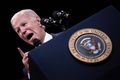 米コネティカット州ウェストハートフォードで開催された会合で演説を行うジョー・バイデン大統領（2023年6月16日撮影）。(c)Brendan Smialowski / AFP