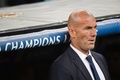 サッカー欧州チャンピオンズリーグ、グループF第1節、レアル・マドリード対スポルティング・リスボン。試合開始を待つレアル・マドリードのジネディーヌ・ジダン監督（2016年9月14日撮影）。(c)AFP/CURTO DE LA TORRE