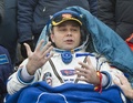 国際宇宙ステーション（ISS）からカザフスタン北部アルカルイク（Arkalyk）へ帰還したロシアのマクシム・スラエフ（Maxim Surayev）宇宙飛行士（2014年11月10日撮影）。(c)AFP/SHAMIL ZHUMATOV