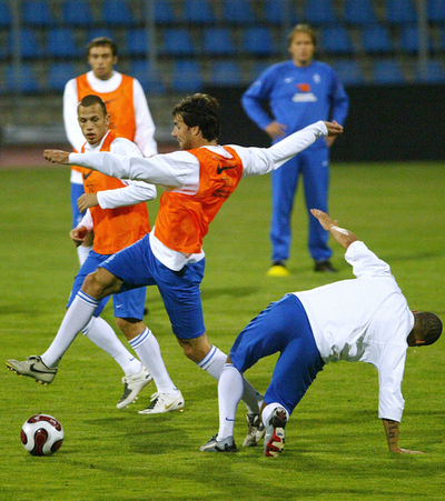 ＜サッカー 欧州選手権2008・予選＞オランダ代表 ルーマニア戦に向けて最終調整