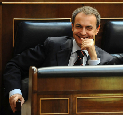 スペイン、新内閣スタート 女性閣僚が過半数