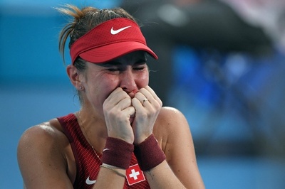 ベンチッチが単複2冠へ前進 五輪テニス女子