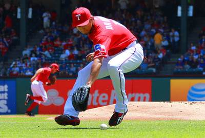 ダルビッシュ、14奪三振も3失点で勝敗つかず