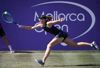 シャラポワ、マヨルカOP2回戦でケルバーに完敗