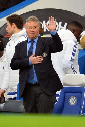 ヒディンク監督のチェルシー復帰戦はドロー、オスカルがPK失敗