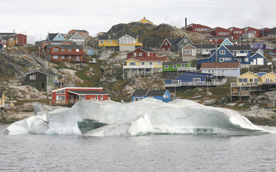 気温2度上昇でグリーンランドの氷床が融解の危機、WWF