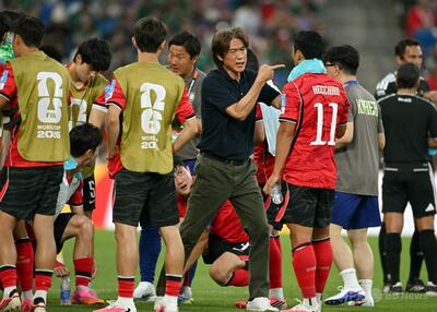 メディアとの衝突、ドローン、孫興民の先発落ち─W杯決勝T進出へ瀬戸際の韓国に漂う不協和音