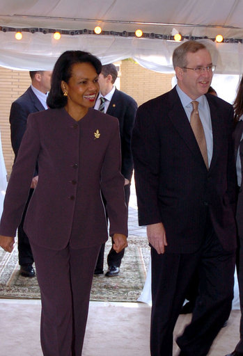 米ライス国務長官、ドイツへ 中東歴訪終える - クウェート