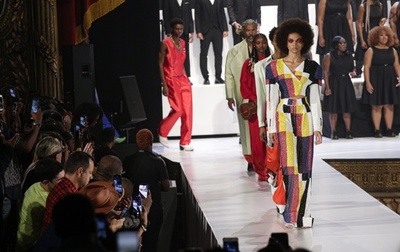 「パイアー・モス」20年春夏