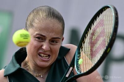 オスタペンコ、タウンゼントへの「教育がない」発言を謝罪