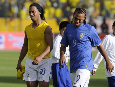 ブラジル アウェーでエクアドルと引き分ける、W杯予選