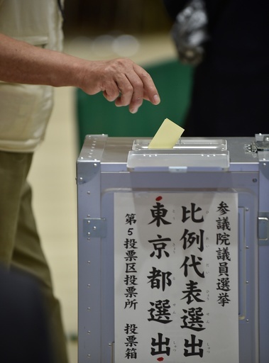 重度障害者の2人が国会へ、期待される理解促進とバリアフリー化