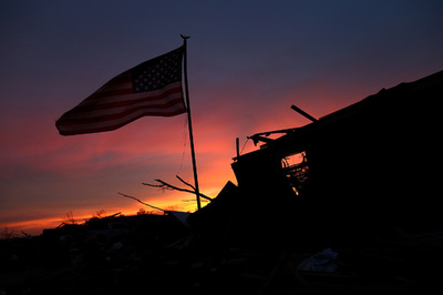 米南部で竜巻、少なくとも10人死亡