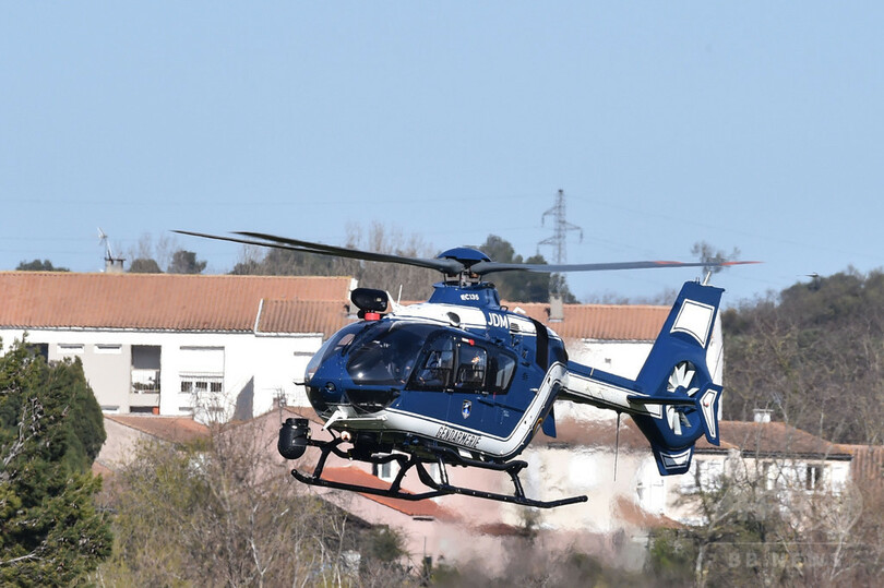 仏、立てこもり犯を殺害 3人死亡、ISが犯行声明