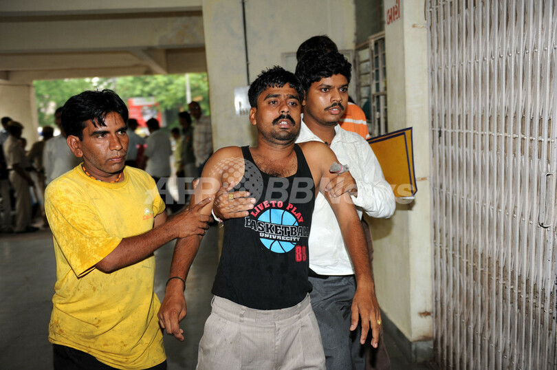 密造酒で122人死亡、インドの密造酒ビジネスとは