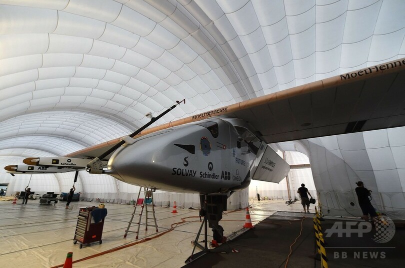 ソーラー機、24日に名古屋を出発へ 世界一周中に足止め