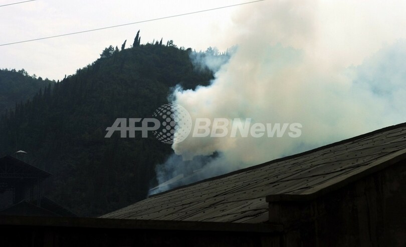 化学工場から発生する大量の煙、中国