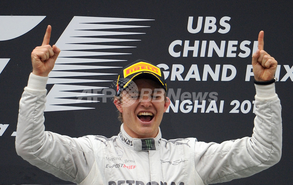 ミニチャンプス ニコロズベルグ 2012 中国GP ポールトゥウィンF1初優勝 ロズベルグがF1初優勝、可夢偉は10位に終わる 中国GP 写真15枚 国際