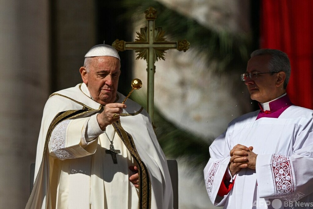 ローマ教皇が「復活の主日」のミサ 写真13枚 国際ニュース：AFPBB News
