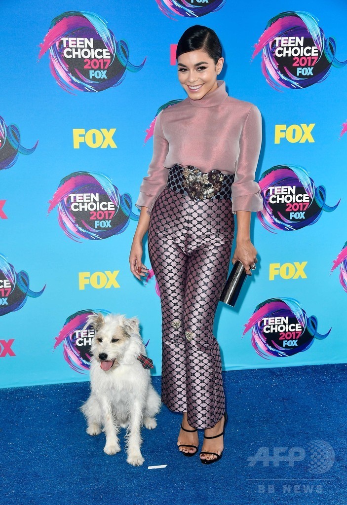 写真特集 ティーン チョイス アワード17 セレブのファッションをまとめてチェック 写真23枚 マリ クレール スタイル Marie Claire Style