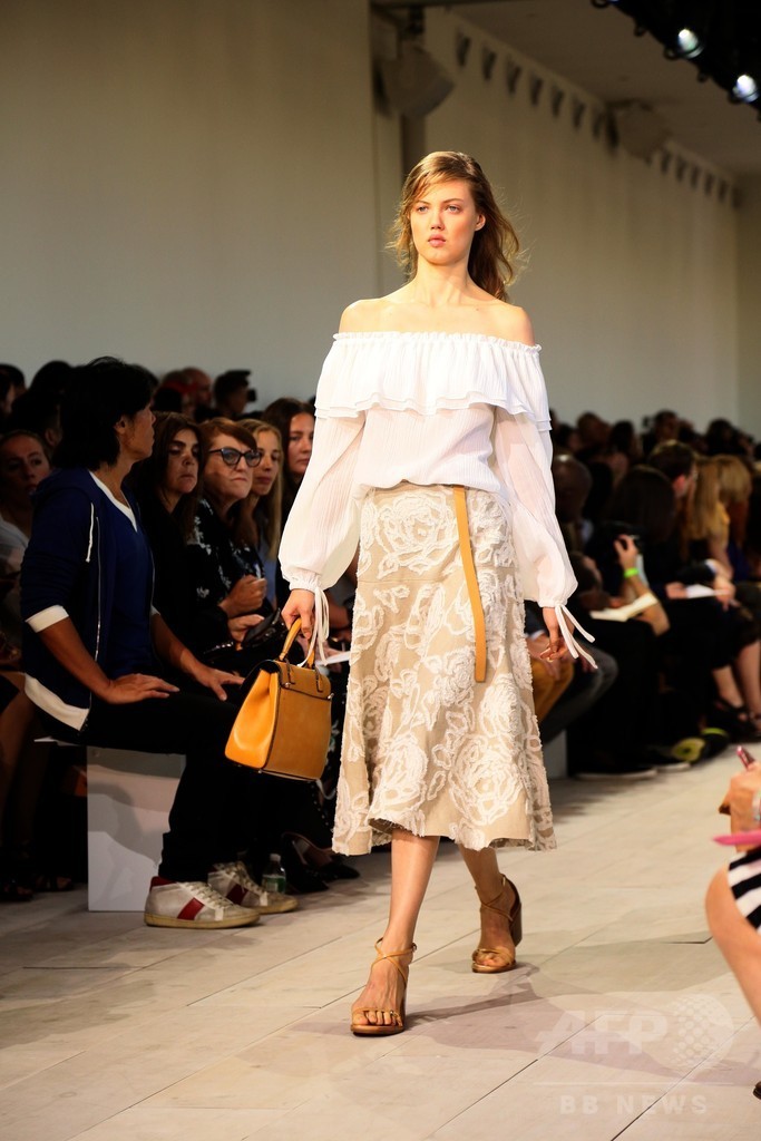 「マイケル・コース コレクション」16年春夏コレクション