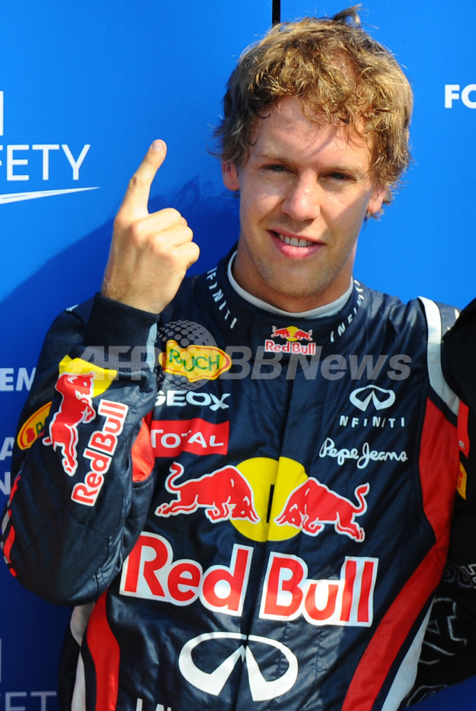 ベッテルが今季10度目のポールポジション獲得、小林は17番手 F1