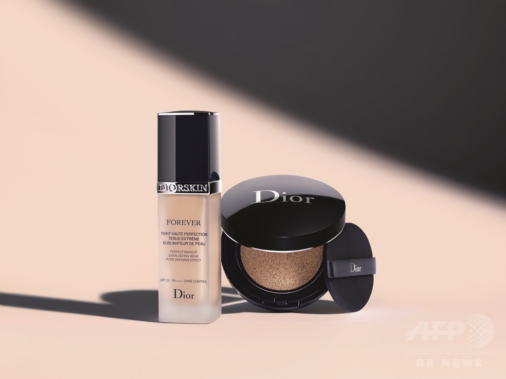 「ディオール」初！ ロングラスティングなクッションファンデ