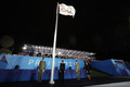 パリ五輪の開会式で掲揚された五輪旗（2024年7月26日撮影）。(c)Cameron Spencer / POOL / AFP
