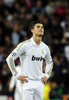 サッカー欧州チャンピオンズリーグ2011-12（UEFA Champions League 2011-12）は25日、準決勝第2戦が行われ、バイエルン・ミュンヘン（Bayern Munich）が2試合合計スコアを3-3として迎えたペナルティーキック（PK）戦でレアル・マドリード（Real Madrid）に3-1で勝利し、決勝進出を決めた。

ペナルティーキック（PK）戦でシュートをセーブされ、落胆した様子を見せるレアル・マドリードのクリスティアーノ・ロナウド（Cristiano Ronaldo、2012年4月25日撮影）。(c)AFP/JAVIER SORIANO