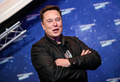 テスラの最高経営責任者（CEO）イーロン・マスク氏。ドイツ・ベルリンで（2020年12月1日撮影、資料写真）。(c)Britta Pedersen / POOL / AFP