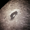 アポロ13号（Apollo 13）の月着陸船から撮影された月面の写真（1970年4月撮影）。(c)AFP/NASA