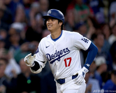 大谷翔平、逆方向へ13号2ラン ドジャースも勝利 写真7枚 国際ニュース
