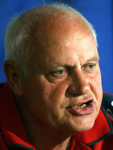 フィスター氏 カメルーン代表監督に