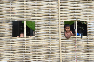 「幸せの国」ブータンから追われた不幸な少数民族ローツァンパ【再掲】