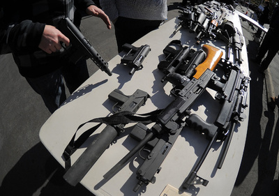 米が武器貿易条約に署名、世界初の国際取引規制