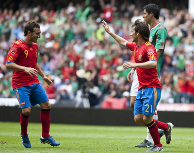 W杯王者スペイン メキシコと引き分ける